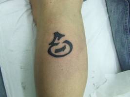 Tatuaje de un simbolo oriental
